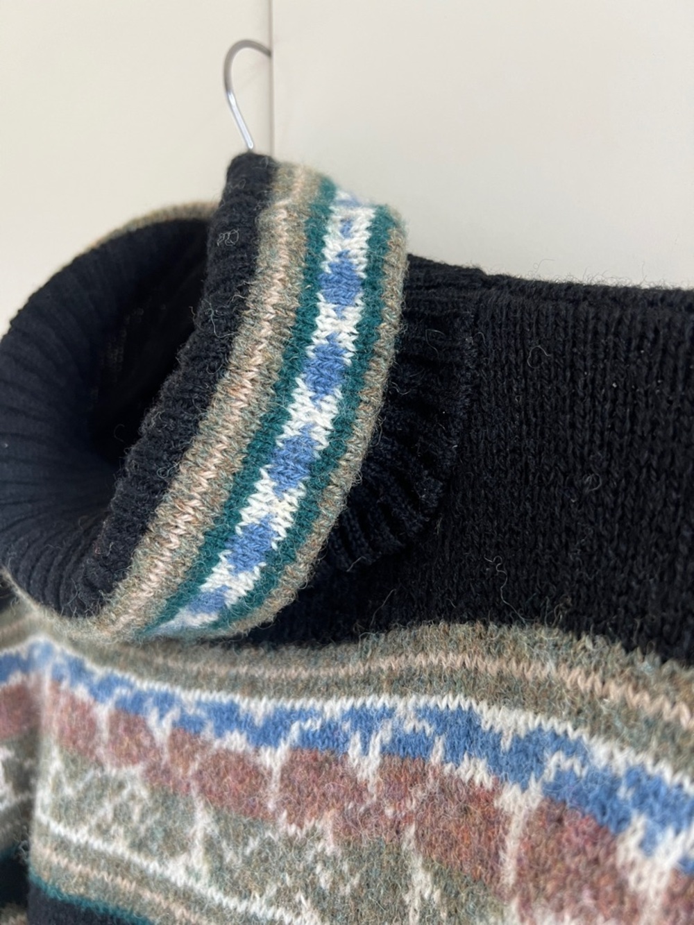 Vintage Deans of Scotland 100% Shetland Wool Turtleneck Sweater - Picture 8 of 12